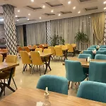 Hotel Madi