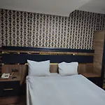 Madi Hotel