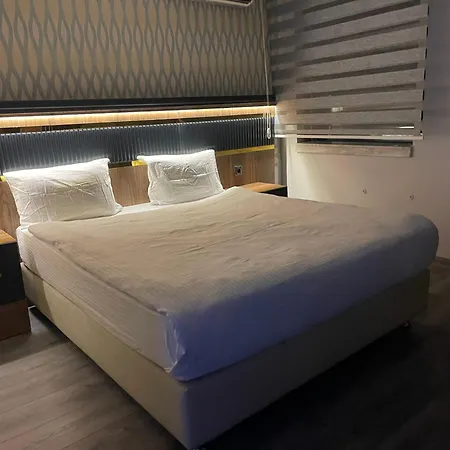 Madi Hotel 3*