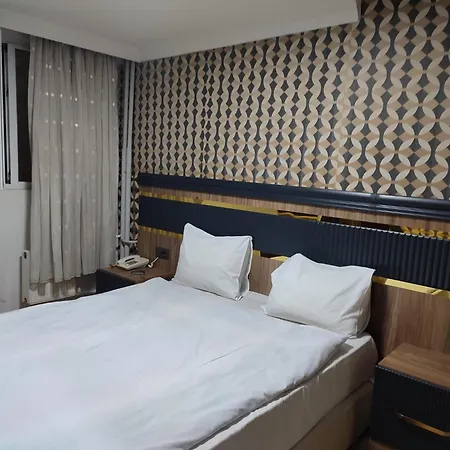 Hotel Madi